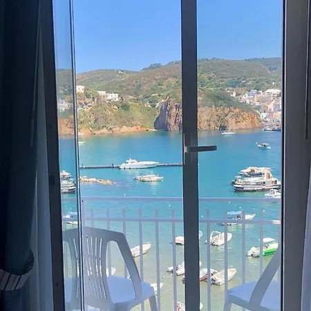 Hotel La Baia 3*