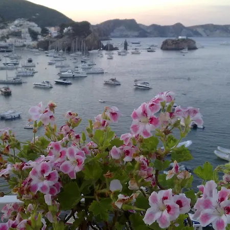 Hotel La Baia Ponza