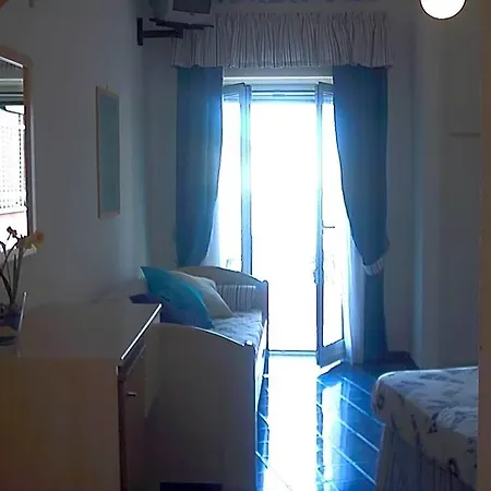 Hotel La Baia 3*