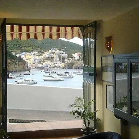 Hotel La Baia Ponza