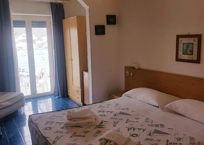 Hotel La Baia 3*