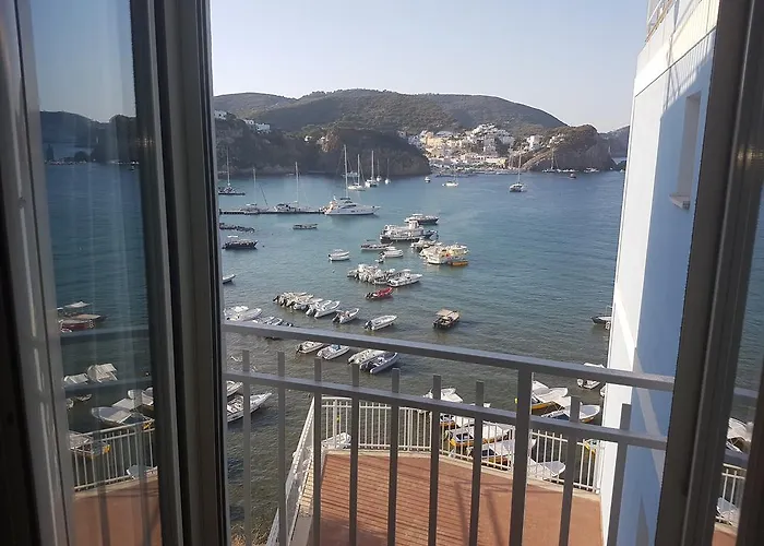 La Baia Hotel